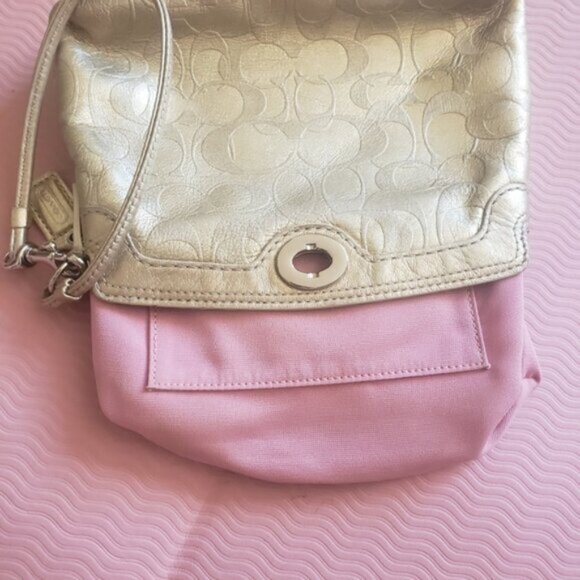 Coach Y2K Gold Leather Legacy Foldover Wristlet with Turn Lock Mini Bag - Picture 11 of 14